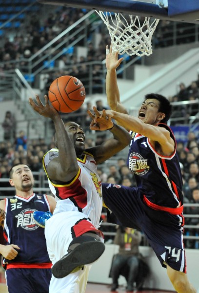 伯恩茅斯的 伯恩茅斯的